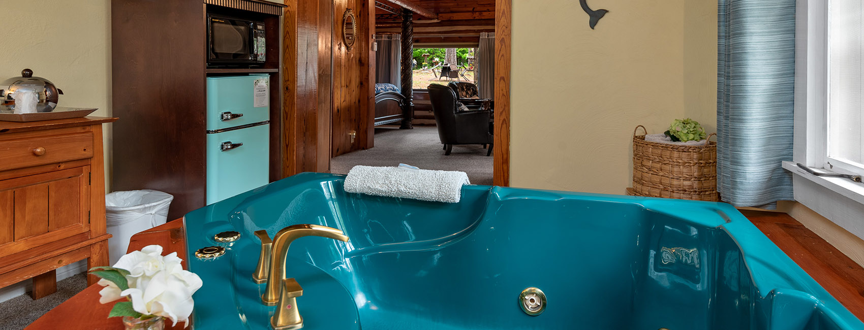 Premier Suite soaking tub
